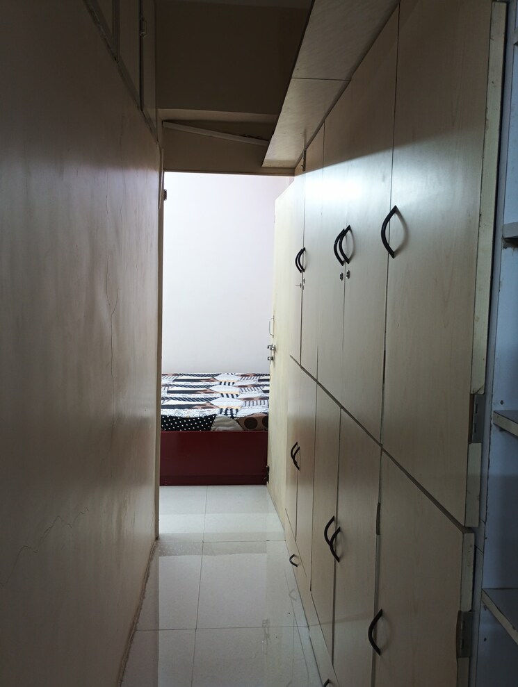 Room, vile parle west Pg For Girls In Vile Parle West 8773963