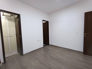 Room in 2 BHK Apartment at BP DPS Park View, Goregaon West – for Rent