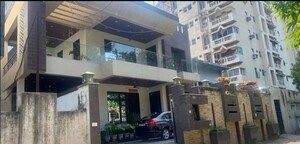 6+ BHK Villa For Sale in Mahanagar