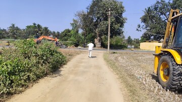 Plot Area in  Land at Kelamangalam rd – for Sale