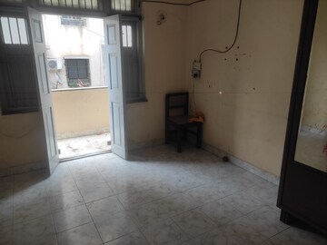 Room in 1 BHK Independent House at New Nana Peth – for Rent