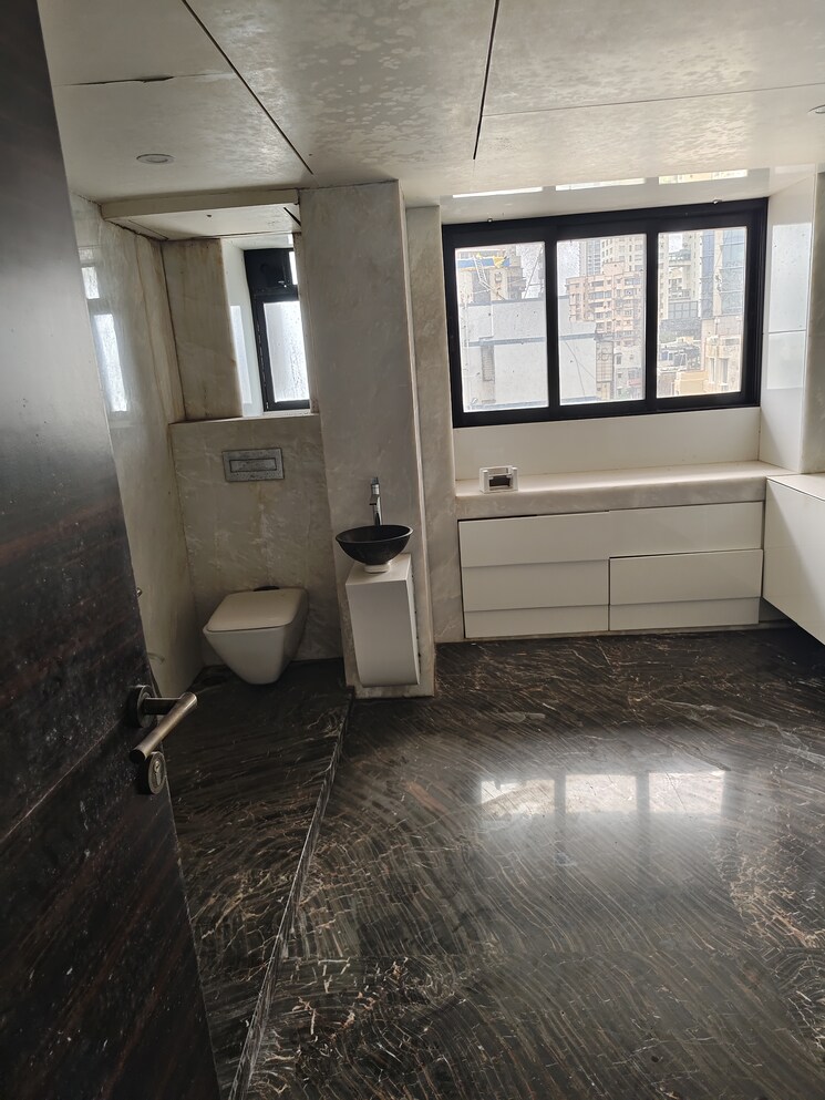  Parking, a1-apartment 4 Bedroom 2350 Sq.Ft. Apartment In Malabar Hill Mumbai 8773964