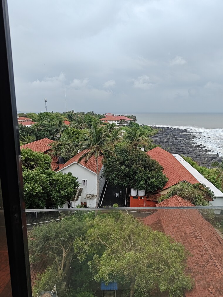 Garden, a1-apartment 4 Bedroom 2350 Sq.Ft. Apartment In Malabar Hill Mumbai 8773964