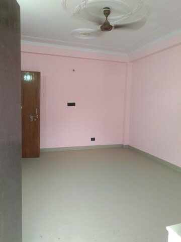 3 BHK Builder Floor For Rent in Chattarpur