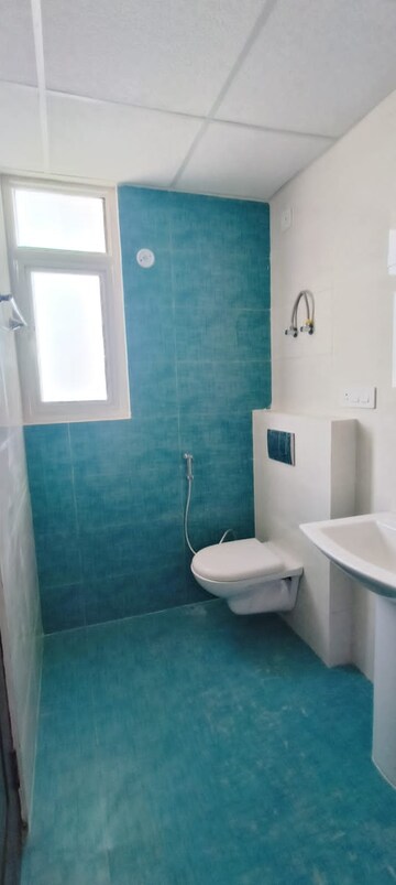 Bathroom in 3 BHK Apartment at Omaxe Waterscapes, Gomti Nagar – for Rent