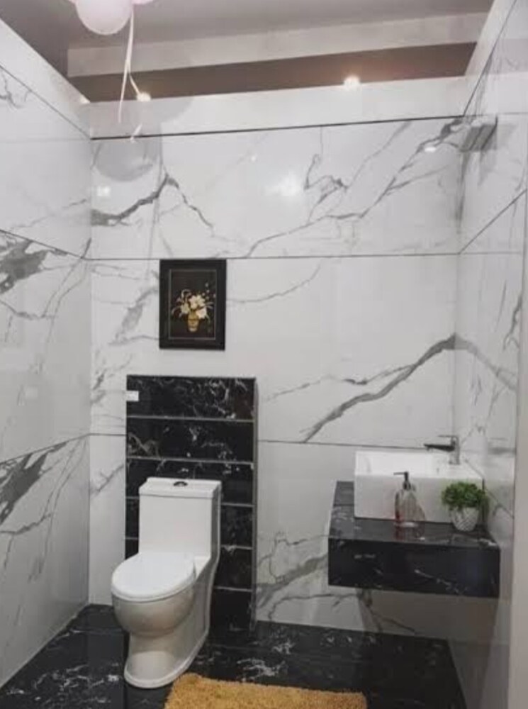Attached Bathroom, khanpur 2.5 Bedroom 600 Sq.Ft. Independent House In Khanpur Delhi 8774003
