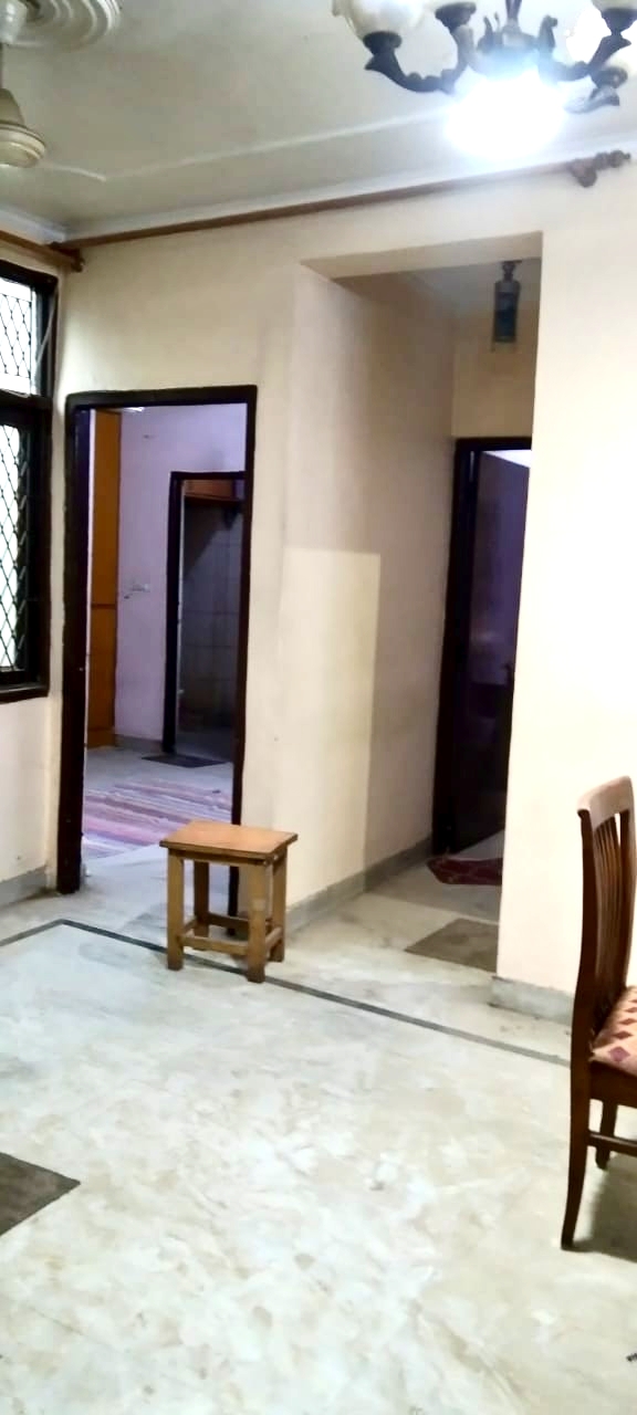 2 BHK + Extra Room Builder Floor For Rent in Mehrauli 
