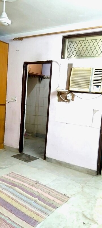 Bathroom in 2 BHK Builder Floor at Mehrauli – for Rent