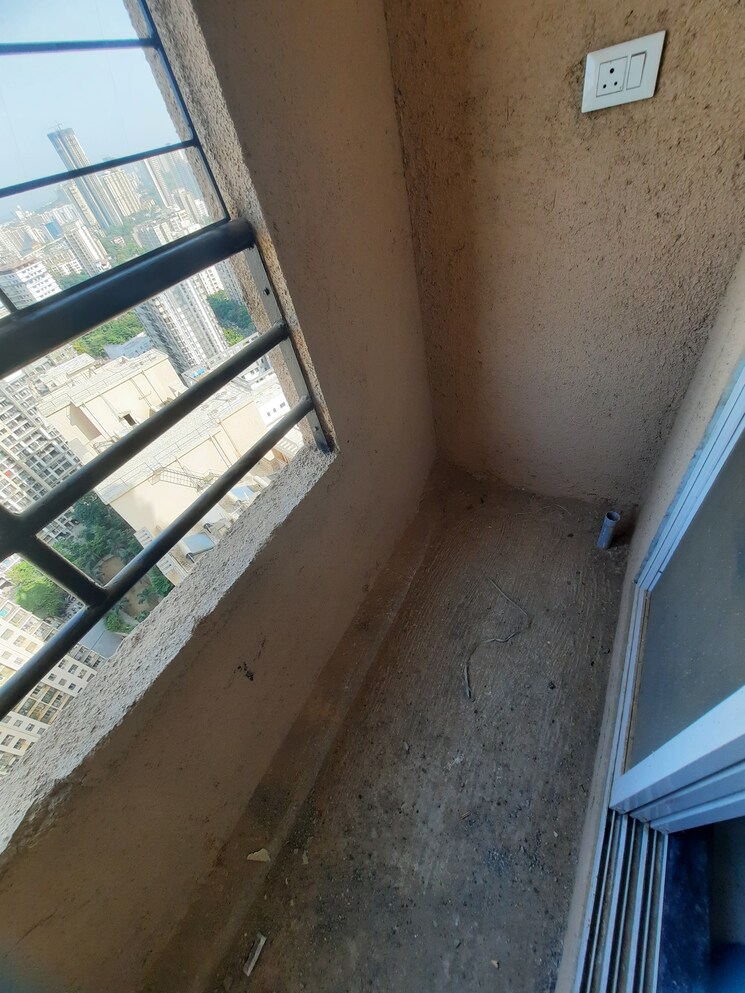 undefined, damji-shamji-mahavir-kalpavruksha-wing-j-phase-2 1 Bedroom 559 Sq.Ft. Apartment In Kasarvadavali Thane 8774005