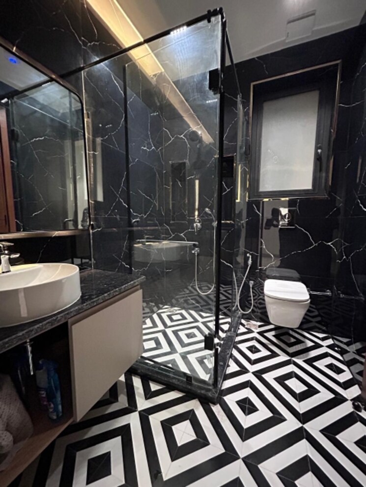 Gym, new friends colony 4 Bedroom 2700 Sq.Ft. Builder Floor In New Friends Colony Delhi 8774009