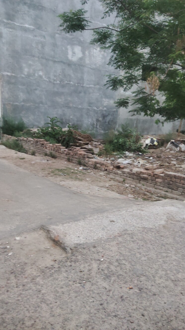 undefined, gomti nagar  1600 Sq.Ft. Plot In Gomti Nagar Lucknow 8774011