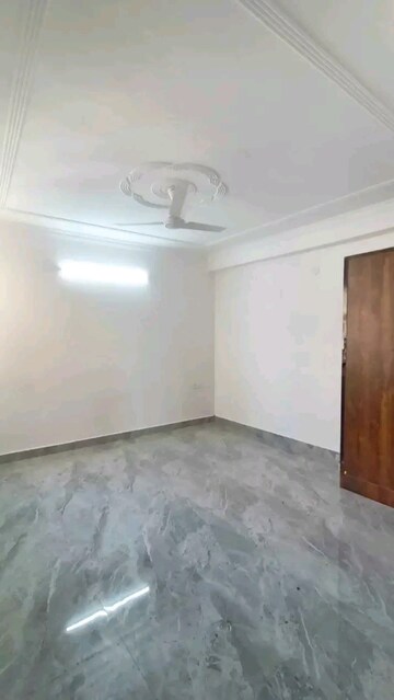 Room in 1 BHK Builder Floor at Saket – for Sale