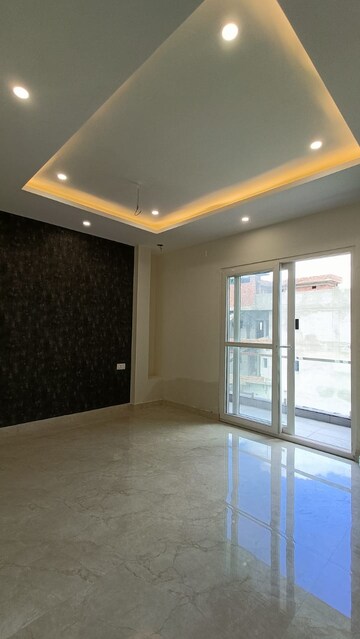 Room in 3 BHK Independent House at Shimla Bypass Road – for Sale