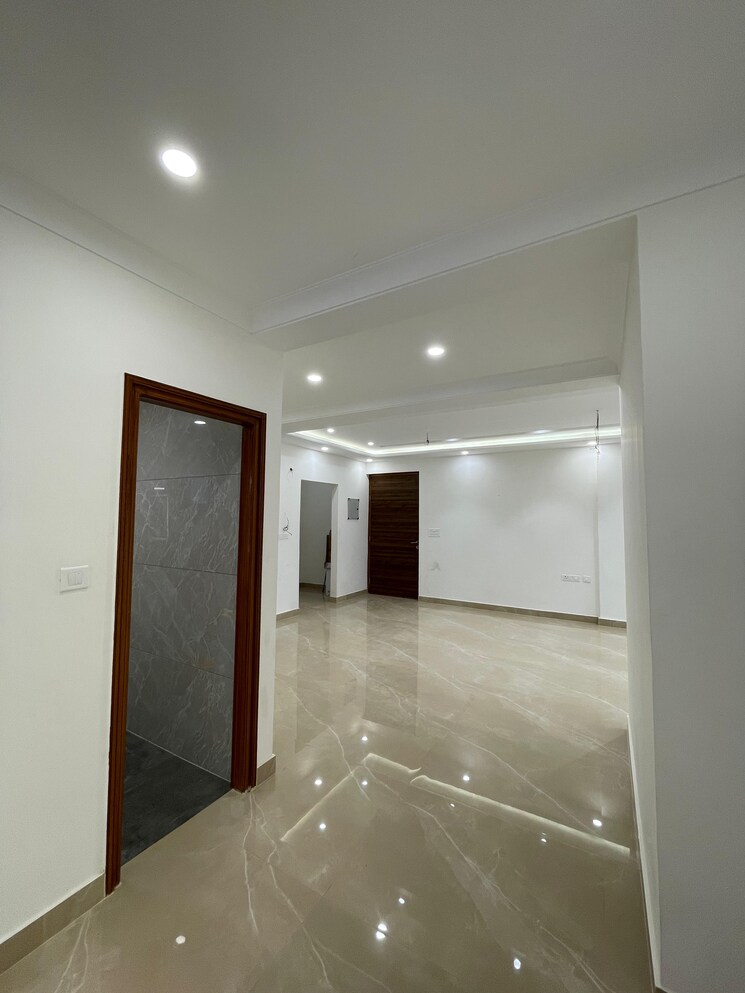 undefined, gms road 3 Bedroom 1972 Sq.Ft. Apartment In Gms Road Dehradun 8774046