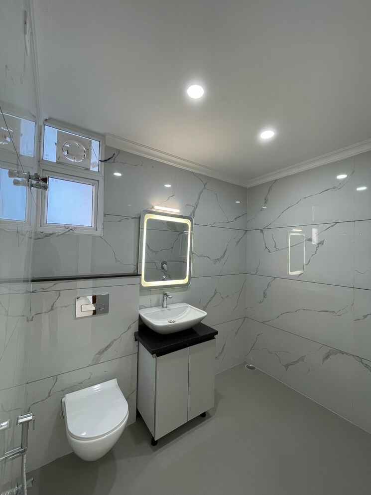 Attached Bathroom, gms road 3 Bedroom 1972 Sq.Ft. Apartment In Gms Road Dehradun 8774046