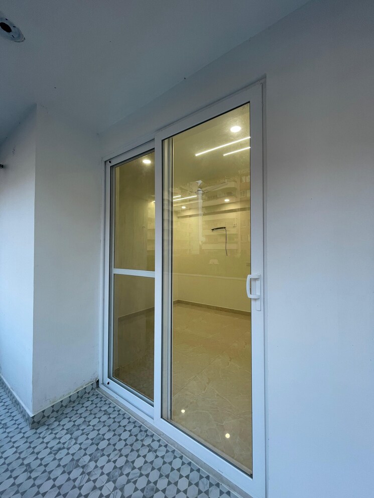 Other, gms road 3 Bedroom 1972 Sq.Ft. Apartment In Gms Road Dehradun 8774046