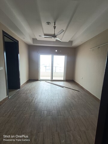 Room in 2 BHK Builder Floor at Snowline Galaxy Heights, Sewla Kalan – for Sale