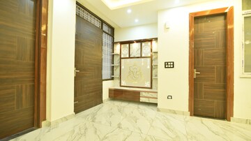 Room in 3 BHK Builder Floor at Gms Road – for Sale