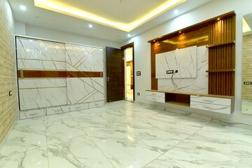Room in 3 BHK Builder Floor at Gms Road – for Sale