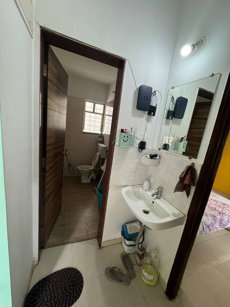 Master Bedroom, escala-kharadi 2 Bedroom 950 Sq.Ft. Apartment In Kharadi Pune 8774071