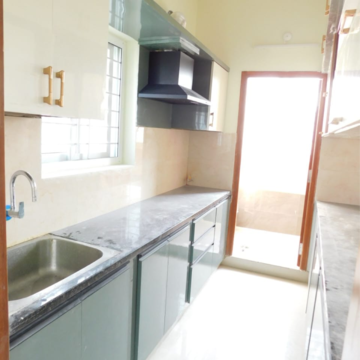 Kitchen in 2 BHK Builder Floor at Kondapur – for Rent