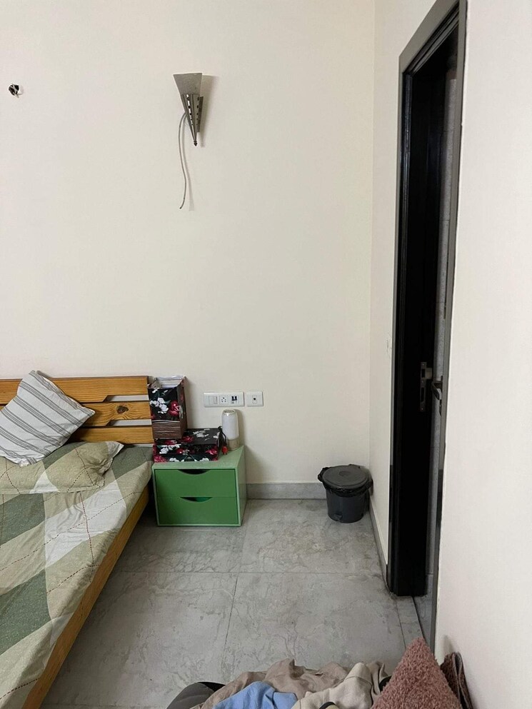 Living Room, shivalik colony 2 Bedroom 1800 Sq.Ft. Builder Floor In Shivalik Colony Delhi 8774092