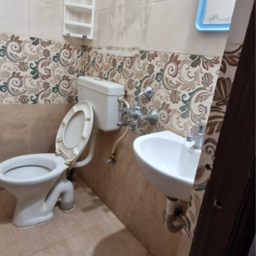 Bathroom in 2 BHK Builder Floor at Kondapur – for Rent