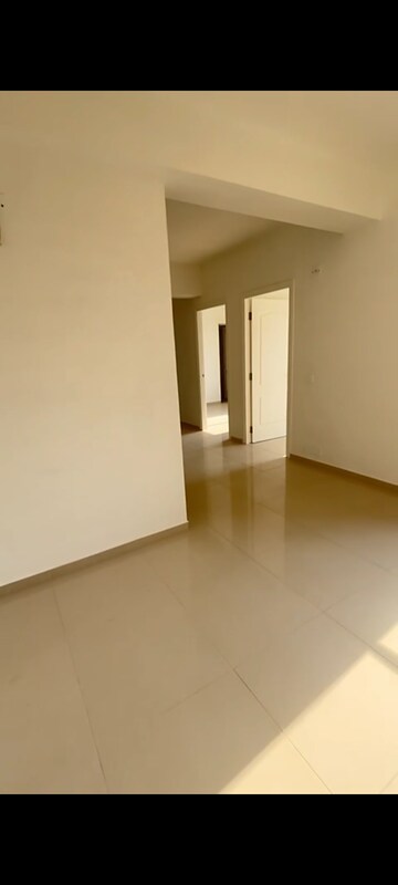 Room in 3 BHK Apartment at Goyal Orchid Valley, Shela – for Rent