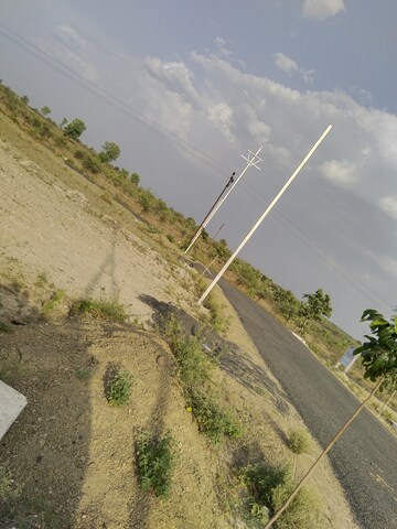  Plot For Sale in Hingna
