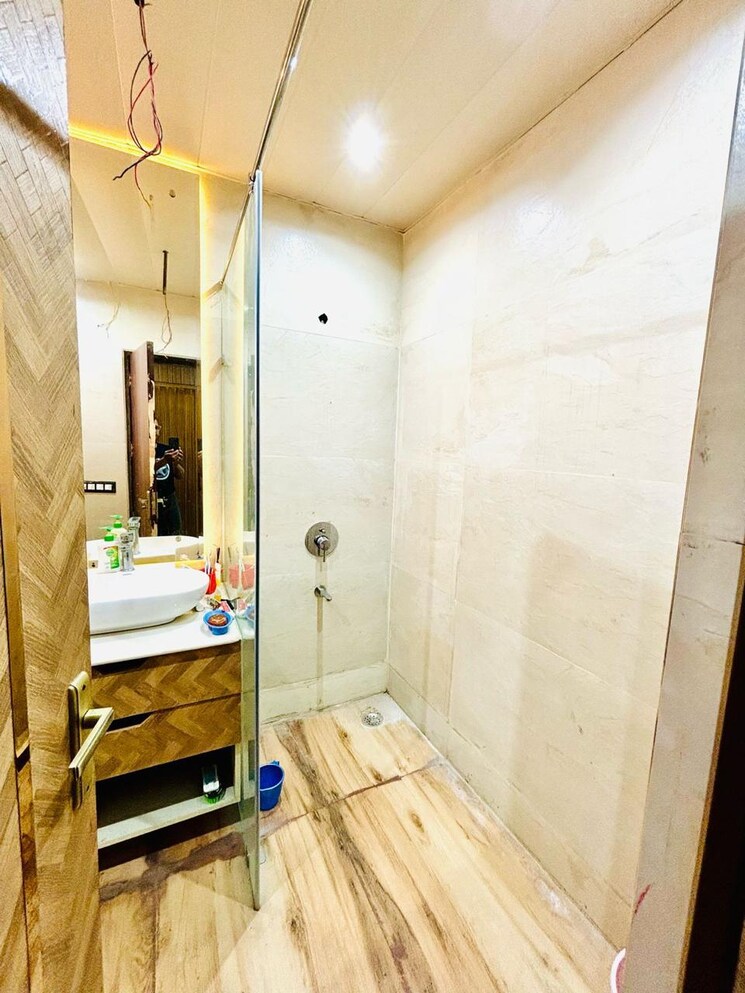 Other, omaxe-designer-villas-mayfield-garden 5 Bedroom 2800 Sq.Ft. Villa In Sector 51 Gurgaon 8774155