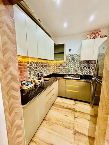 5 BHK Villa For Rent in Omaxe Designer Villas Mayfield Garden, Sector 51