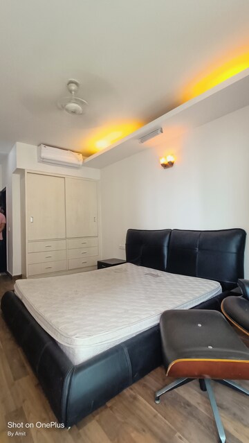 Bedroom in 3 BHK Apartment at Omaxe Twin Towers, Sector 50 – for Rent