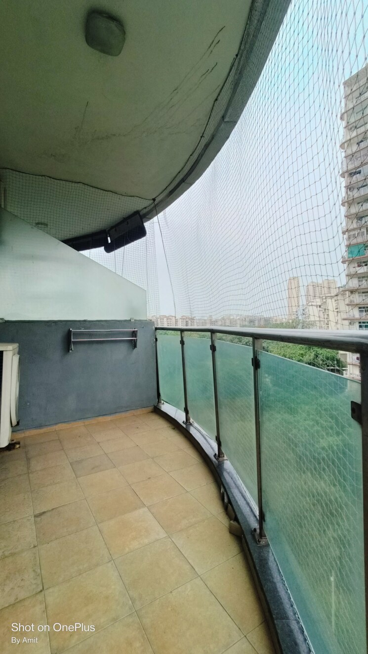 Bathroom, omaxe-twin-towers 3 Bedroom 2150 Sq.Ft. Apartment In Sector 50 Noida 8774158