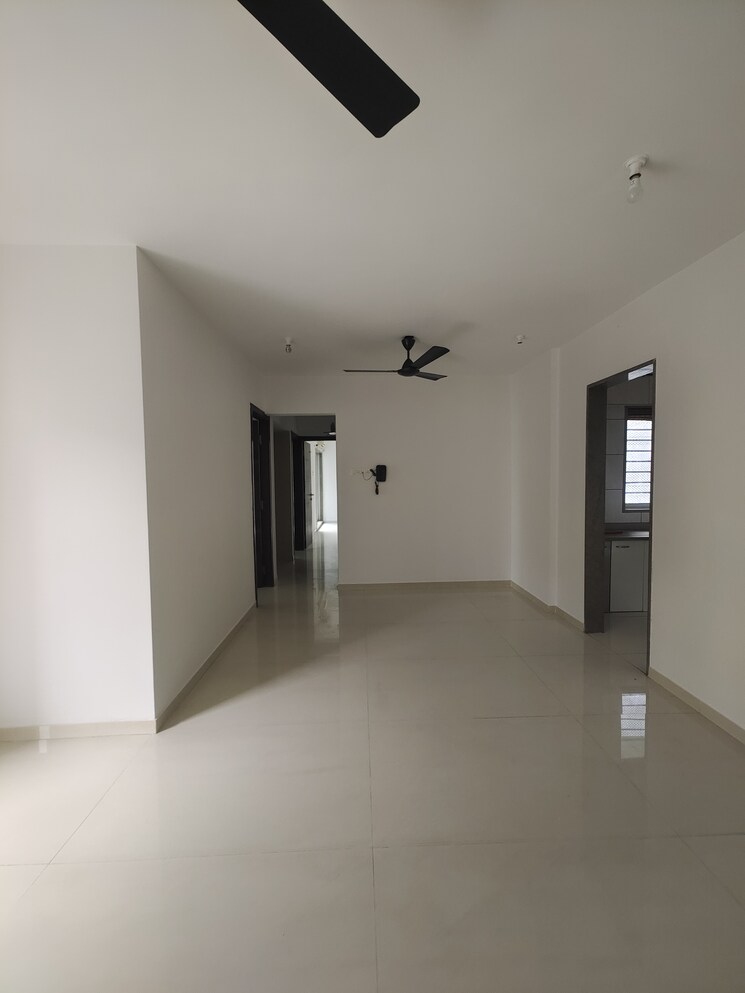 Room, nexus-hyde-park-residency 3 Bedroom 1000 Sq.Ft. Apartment In Manpada Thane 8774190