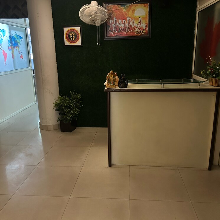 undefined, sector 8 Commercial Office Space 500 Sq.Ft. In Sector 8 Chandigarh 8774243