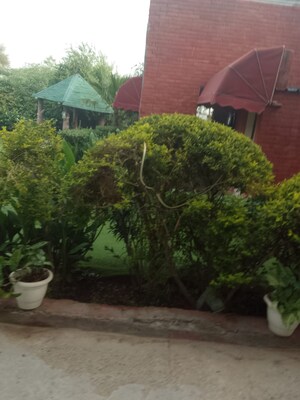 3 BHK Villa – Garden View at Sainik Farm - for Sale