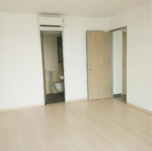 Room in 2.5 BHK Apartment at Lodha Gardenia, Wadala Truck Terminal – for Sale