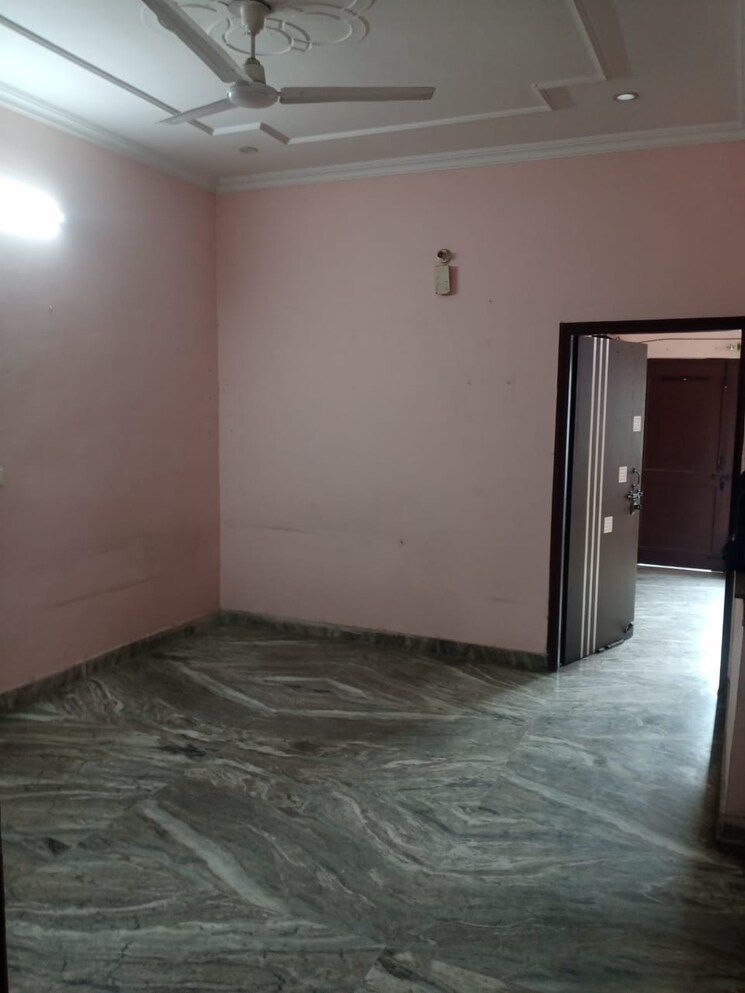 Room, royal-homes-rajendra-park 3 Bedroom 1250 Sq.Ft. Builder Floor In Rajendra Park Gurgaon 8774313