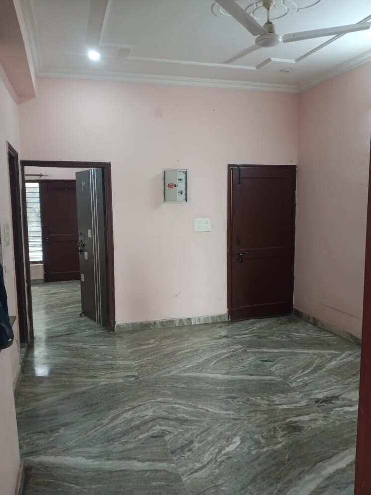 Room, royal-homes-rajendra-park 3 Bedroom 1250 Sq.Ft. Builder Floor In Rajendra Park Gurgaon 8774313