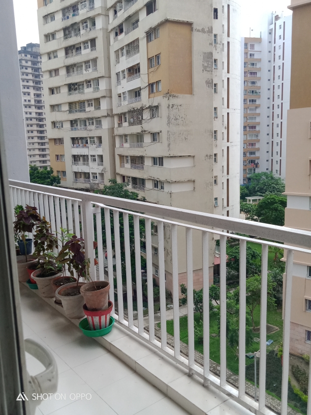 3 BHK + Servant Room 2190 Sq.Ft. Apartment in Unitech Heights