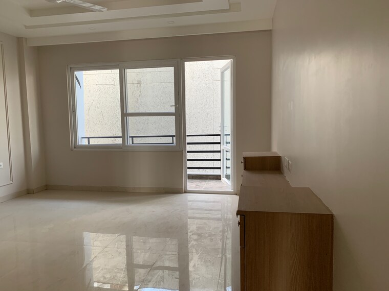 Room, bptp-amstoria-country-floor 3 Bedroom 2250 Sq.Ft. Builder Floor In Sector 102 Gurgaon 8774347