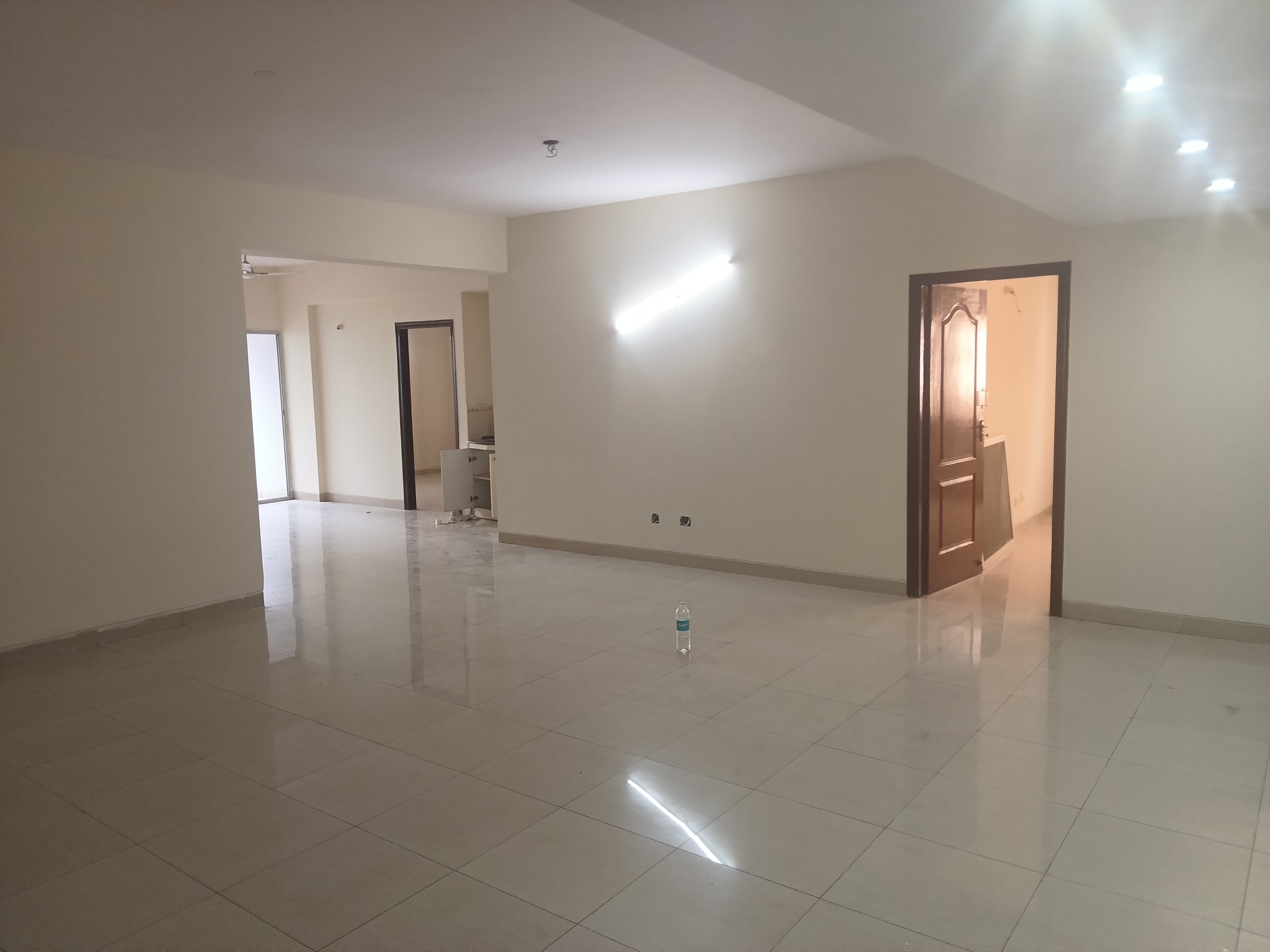 3 BHK + Pooja Room Apartment For Rent in Sarvashri Krishna Gardenia