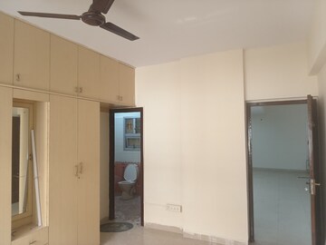 Room in 3 BHK Apartment at Sarvashri Krishna Gardenia, Dollars Colony – for Rent