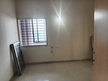 Room in 3 BHK Apartment at Sarvashri Krishna Gardenia, Dollars Colony – for Rent