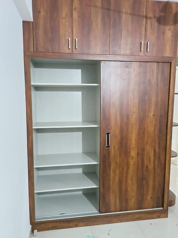 Furnished Amenities in 2 BHK Apartment at Signature Orchard Avenue 2, Sector 93 – for Rent