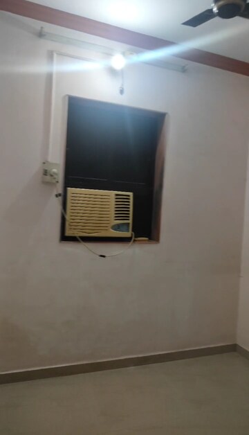 Furnished Amenities in 1 BHK Apartment at Vasai West – for Rent