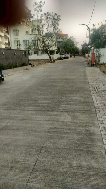  Shop For Rent in Kumar Plaza Camp, Camp