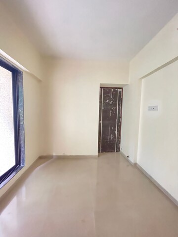 Room in 1 BHK Apartment at Naupada – for Rent