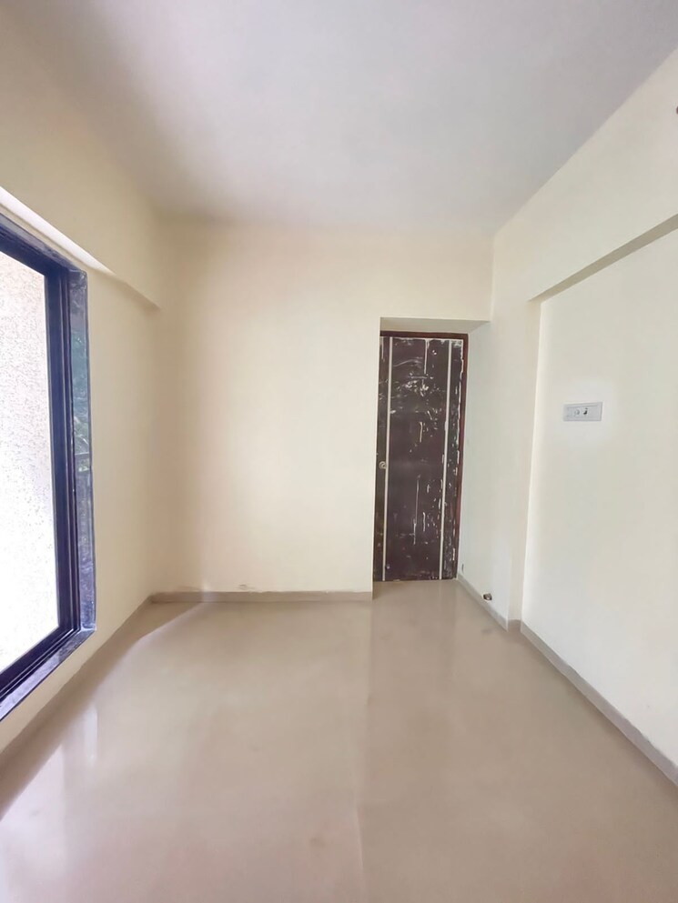 Room, naupada 1 Bedroom 600 Sq.Ft. Apartment In Naupada Thane 8774430