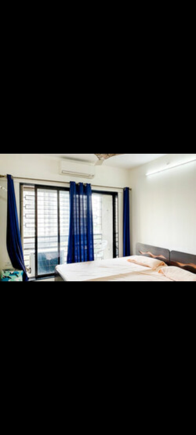 Room, kandivali west Pg For Boys In Kandivali West 8774445